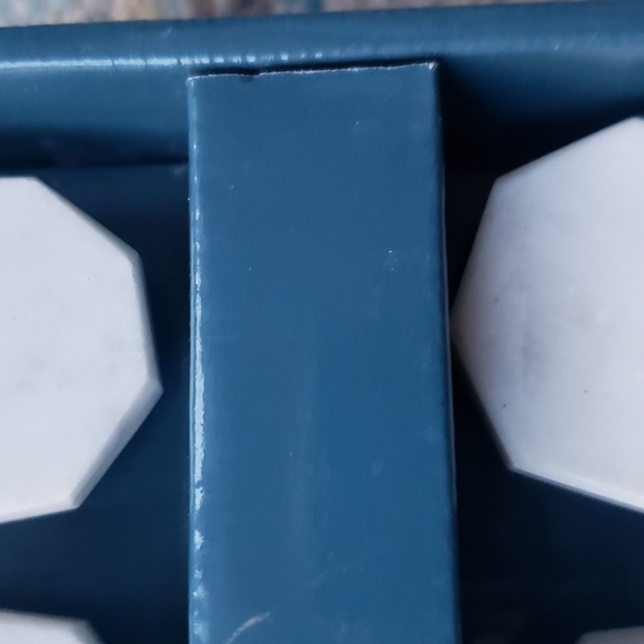 Set of 8 Octagonal White Stone (Marble or Quartz) Drawer Pulls NWT in box. - Picture 4 of 8